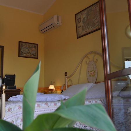 Ariedo Bed And Breakfast Capoterra Ngoại thất bức ảnh